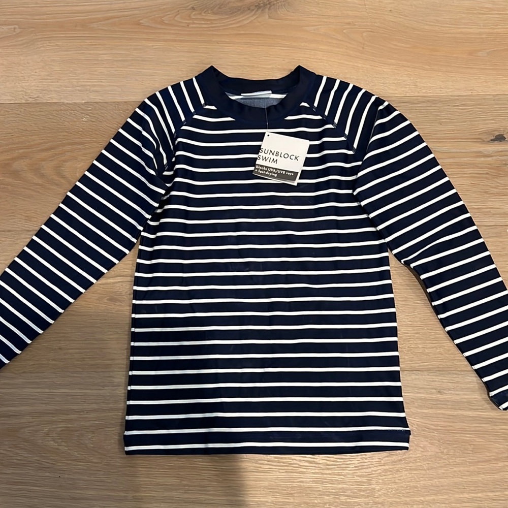 Long sleeve striped rash guard